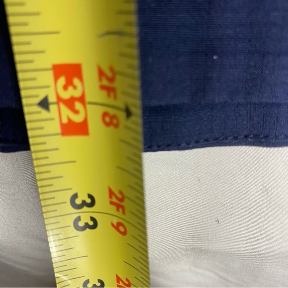 Under Armour Relaxed Long Sleeve Button Navy Heatgear White Logo Work Shirt L - Picture 8 of 9